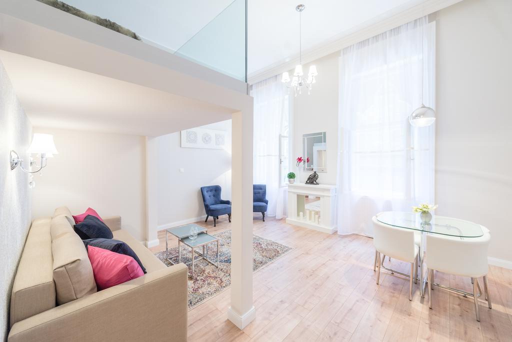 White Trees Apartment Budapest Bagian luar foto
